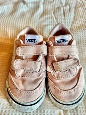 vans old skool v toddler pink velcro sneakers size 6 blush skater y2k kids shoes